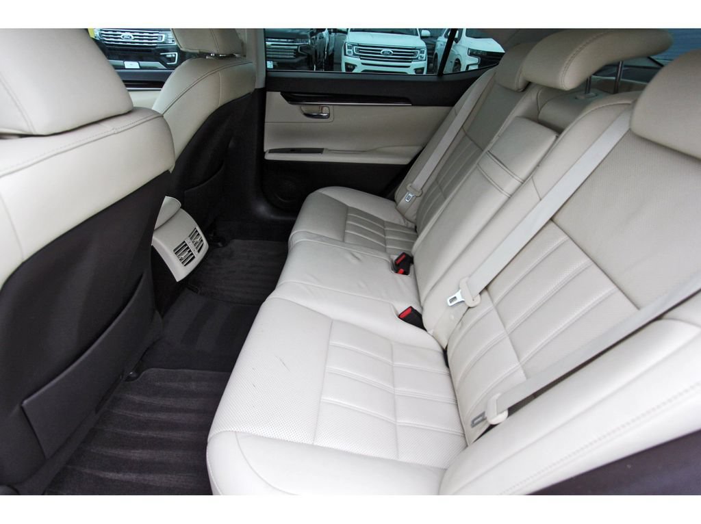 Used 2017 Lexus ES 350 w/ Luxury Package FWD image 7