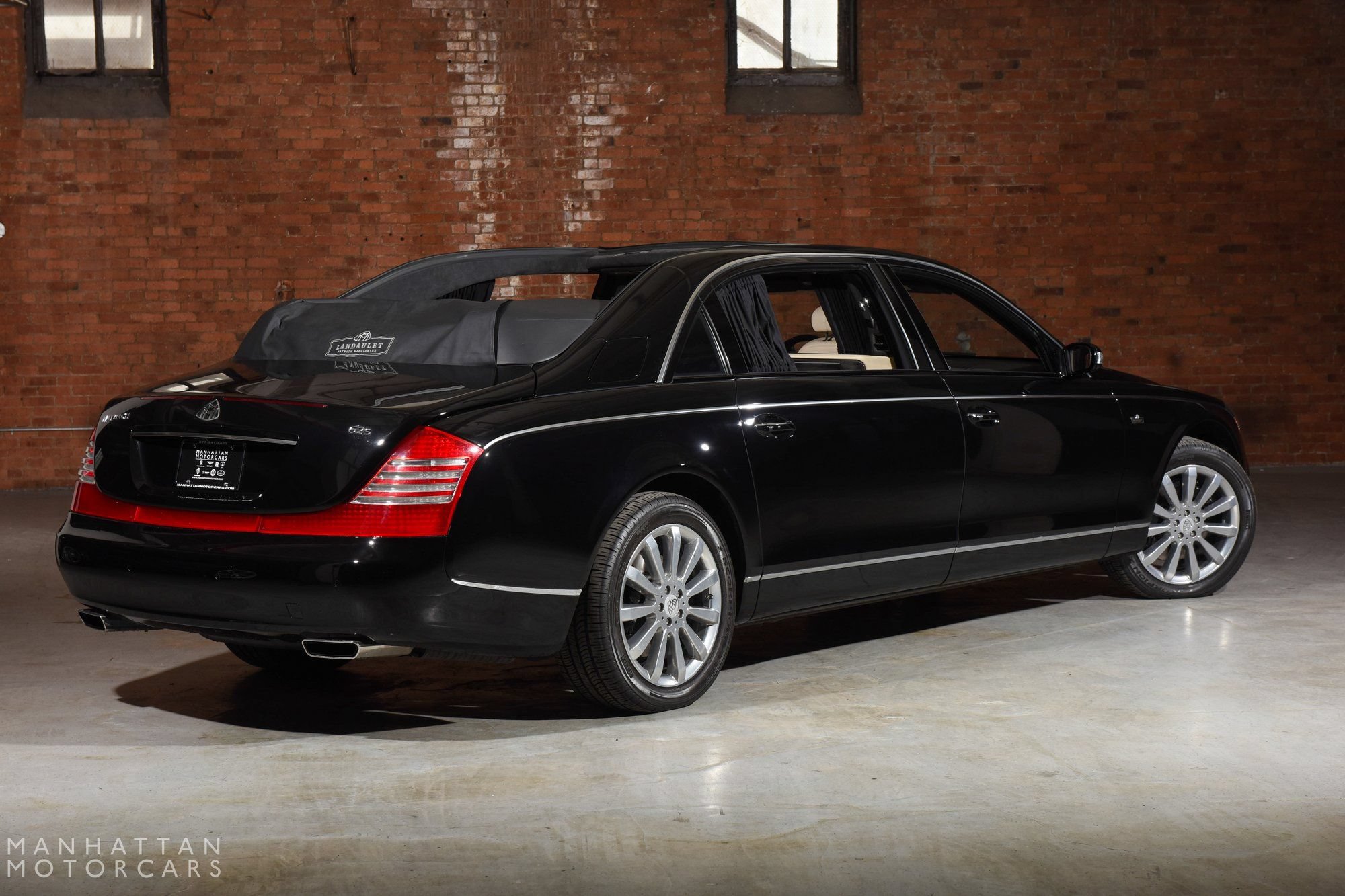 Used 2009 Maybach 62 S RWD image 5