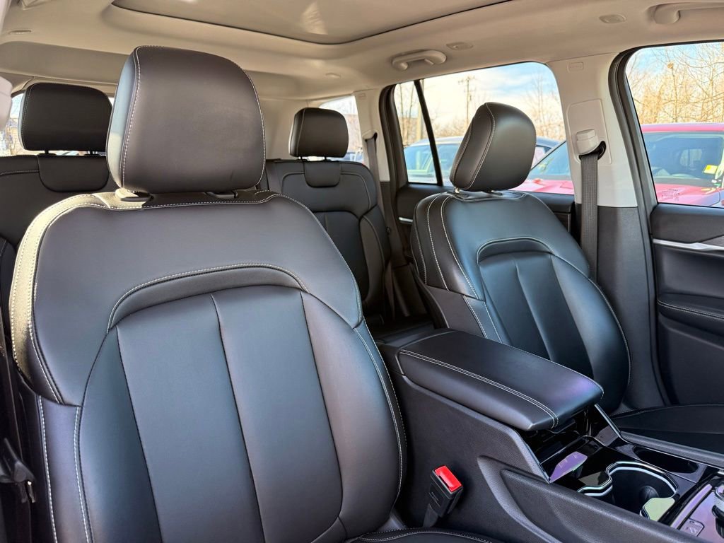 Used 2023 Jeep Grand Cherokee 4WD 4xe image 45