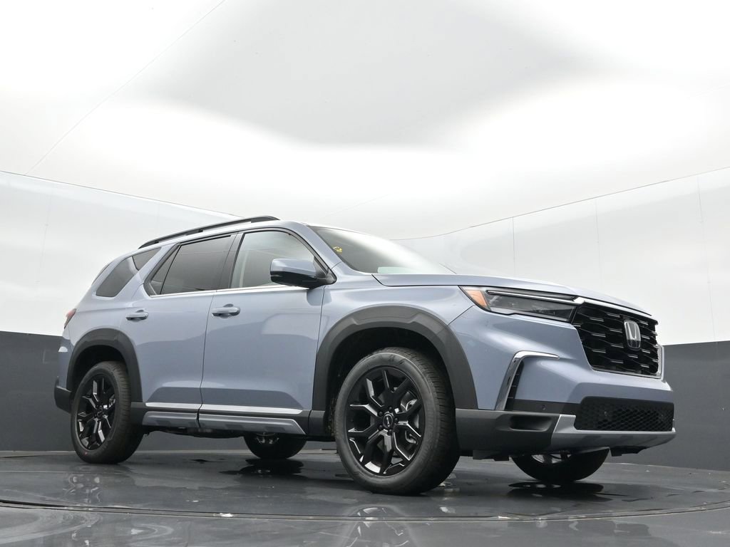 New 2025 Honda Pilot Touring image 26