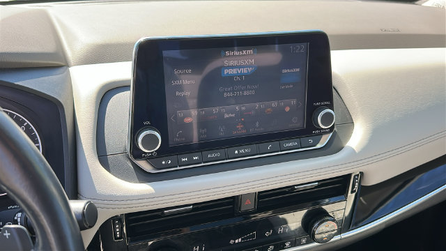 Used 2023 Nissan Rogue SL AWD/4WD image 16