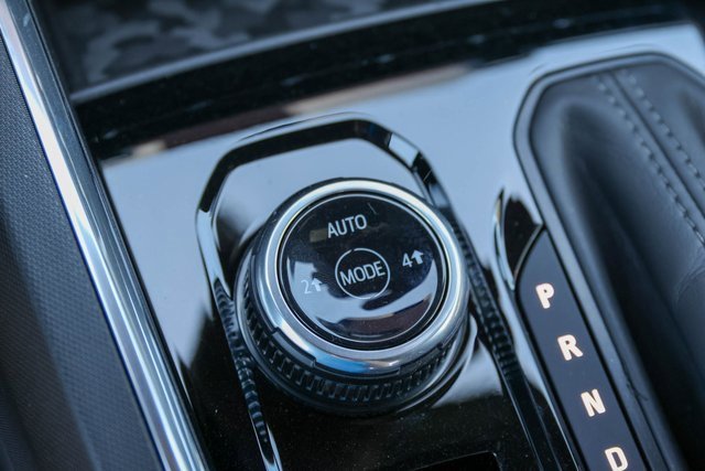 New 2026 GMC Canyon Elevation w/ Convenience Package image 17