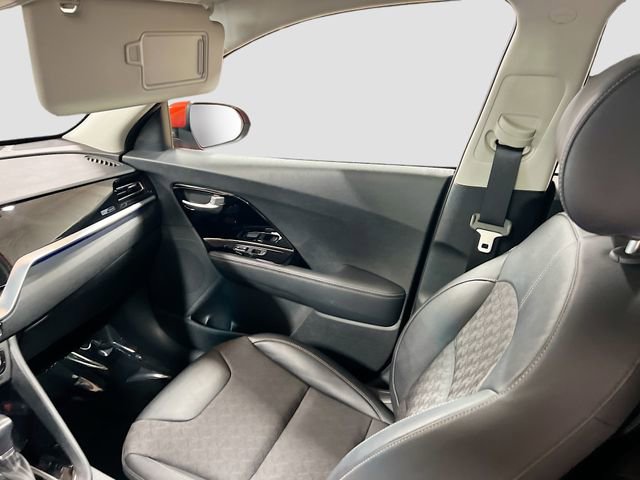 Certified 2022 Kia Niro LXS image 22