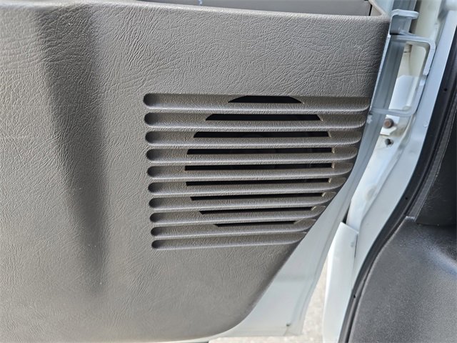 Certified 2022 GMC Savana 2500 w/ Driver Convenience Package image 16