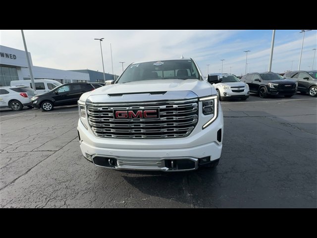 Certified 2024 GMC Sierra 1500 Denali w/ Denali Reserve Package image 3