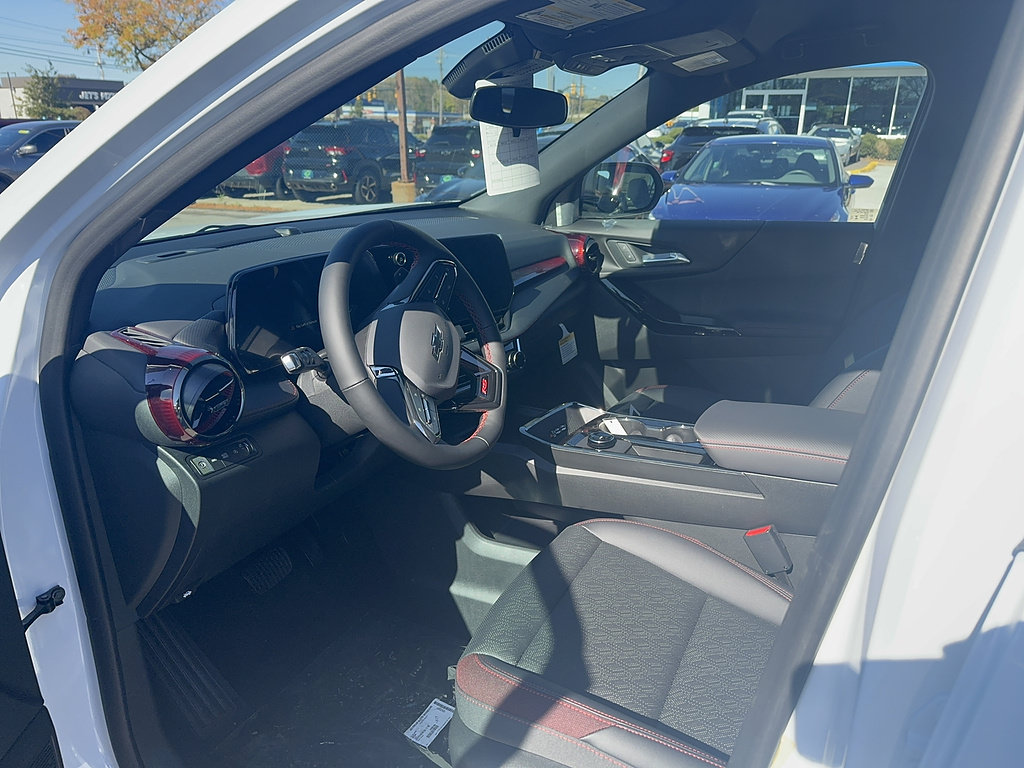 New 2027 Chevrolet Equinox RS AWD/4WD image 9