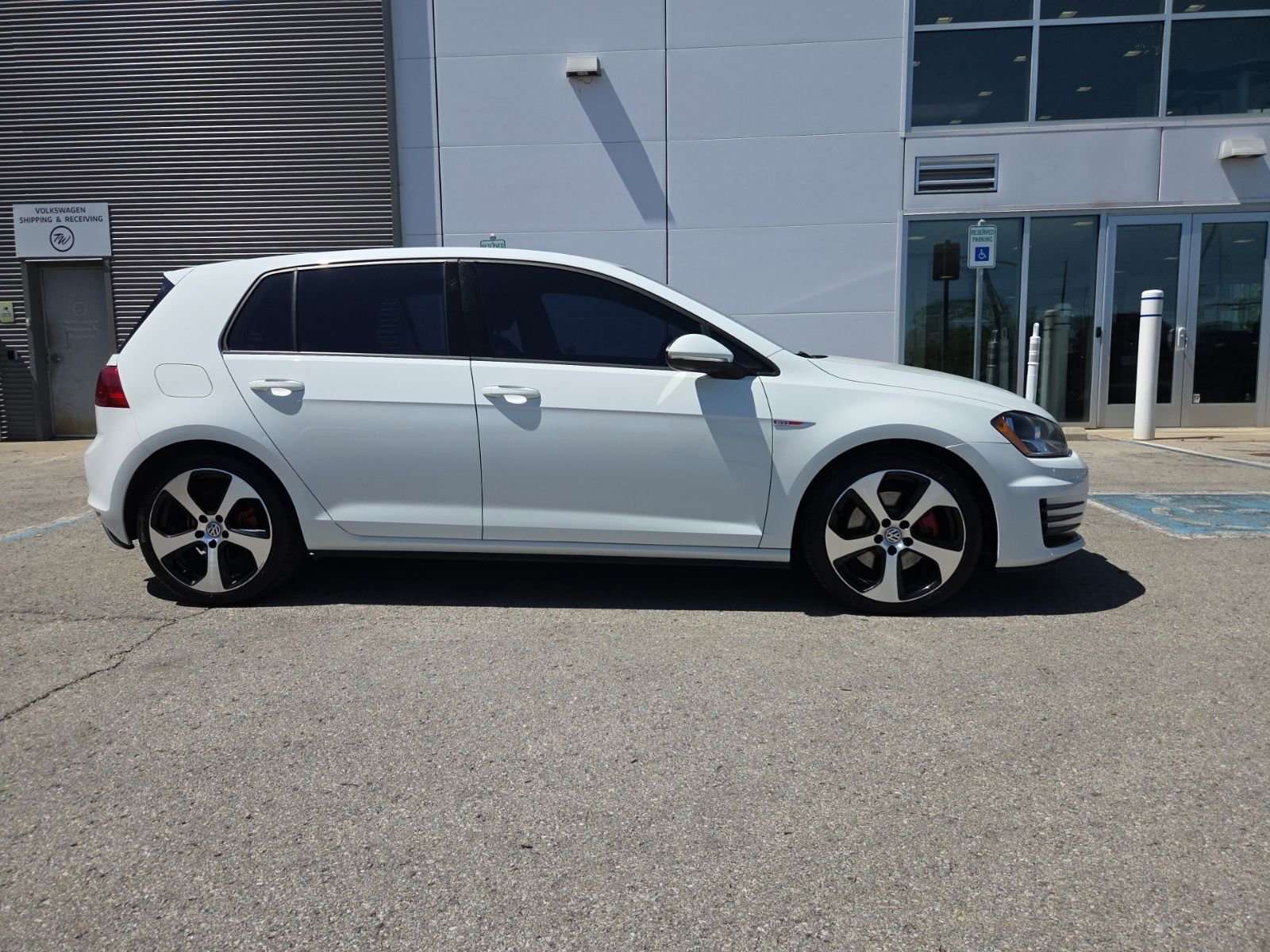 Used 2017 Volkswagen GTI S FWD image 3