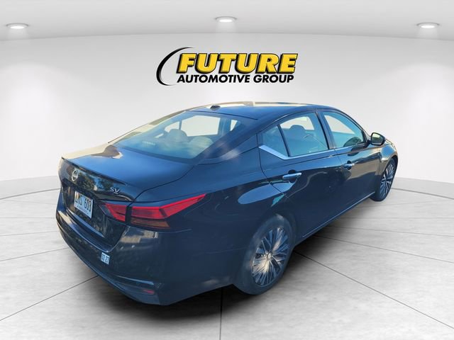 Used 2023 Nissan Altima 2.5 SV FWD image 3