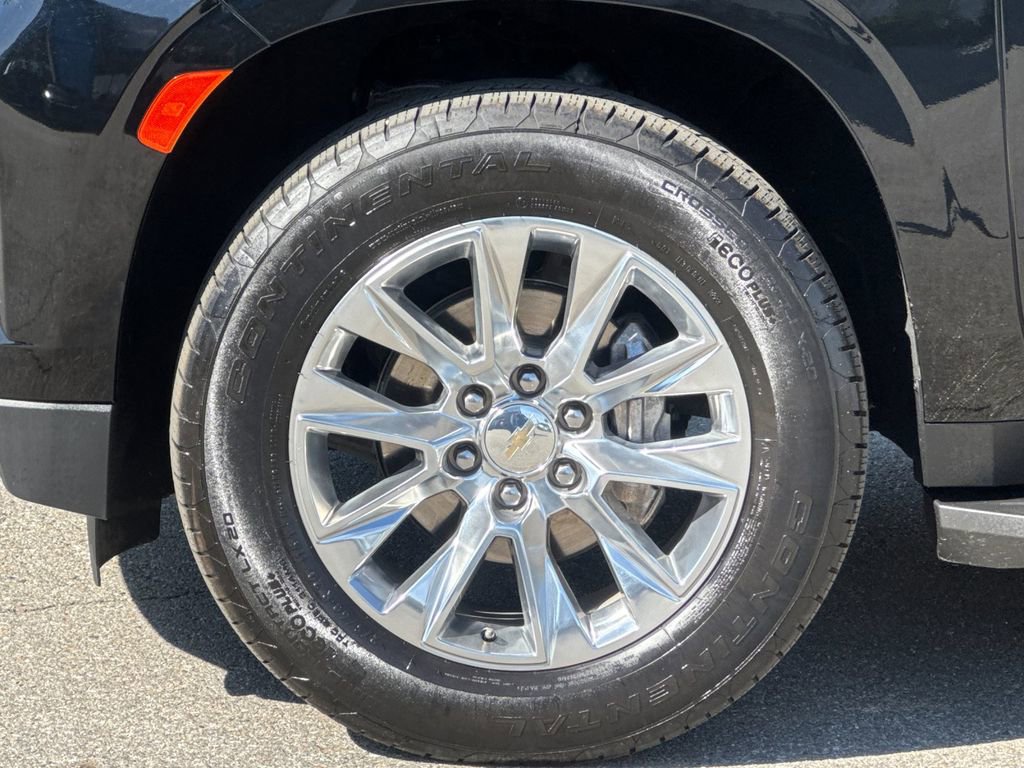 Used 2021 Chevrolet Suburban Premier image 35