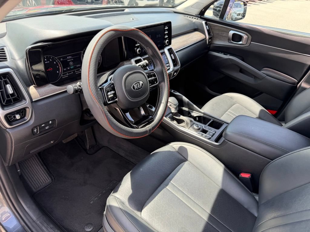Used 2021 Kia Sorento EX w/ Panoramic Sunroof Package AWD/4WD image 23