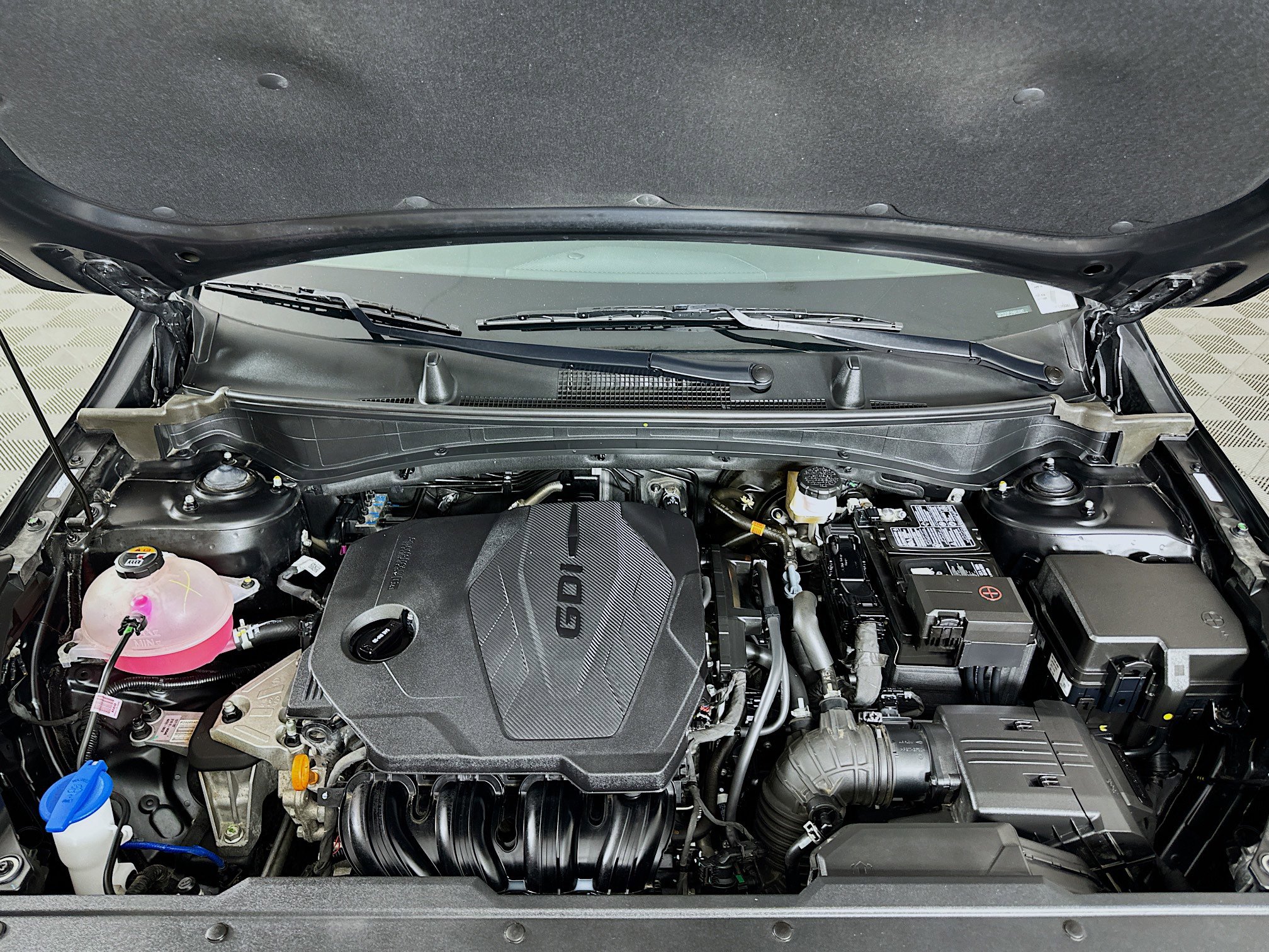 Used 2025 Kia Sportage LX image 30