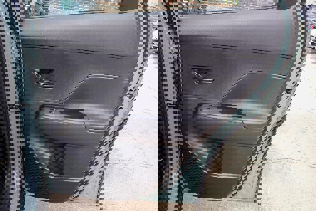 New 2026 Hyundai Kona SE image 14