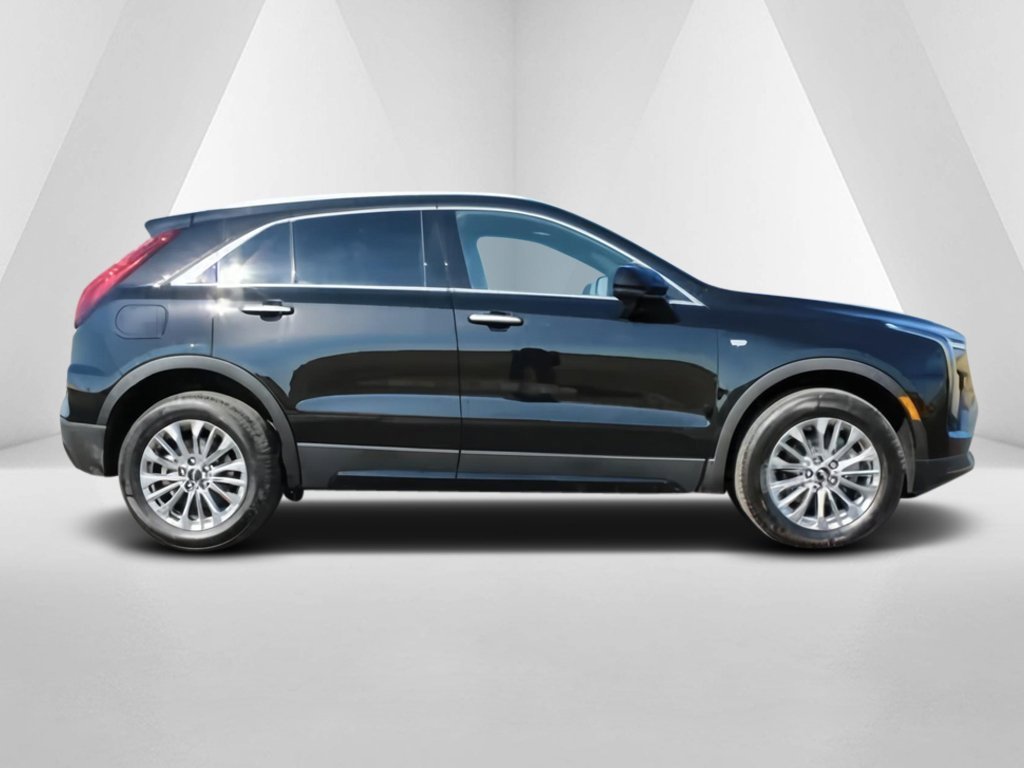 New 2025 Cadillac XT4 Premium Luxury w/ Cold Weather Package image 4