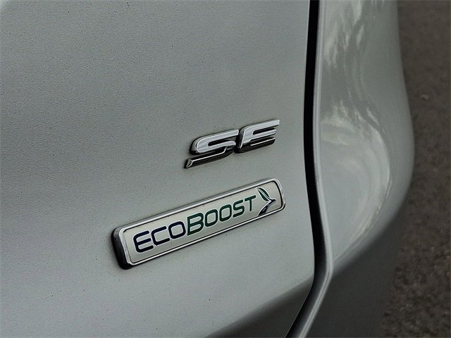 Used 2015 Ford Fusion SE w/ Equipment Group 201A image 29