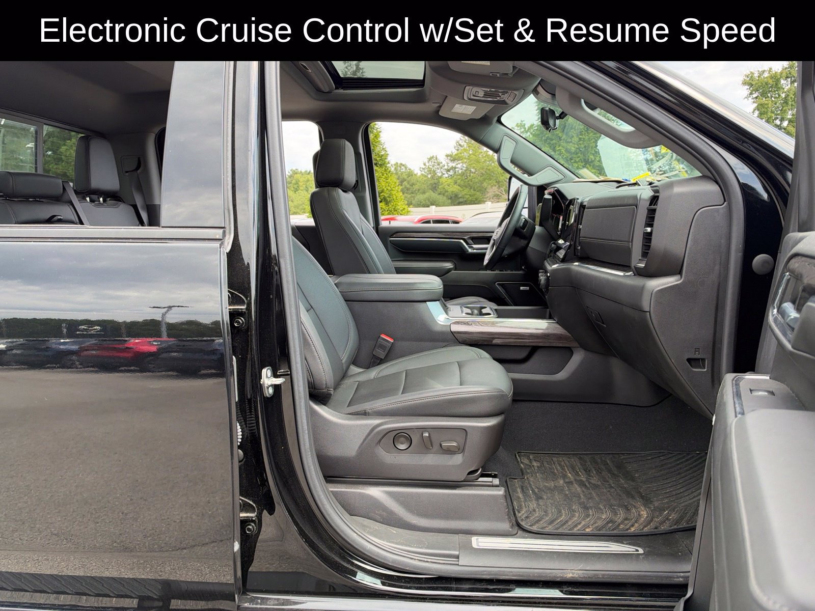 Used 2024 Chevrolet Silverado 2500 LTZ w/ LTZ Plus Package AWD/4WD image 41