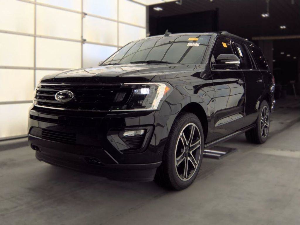 Used 2021 Ford Expedition Limited AWD/4WD image 3