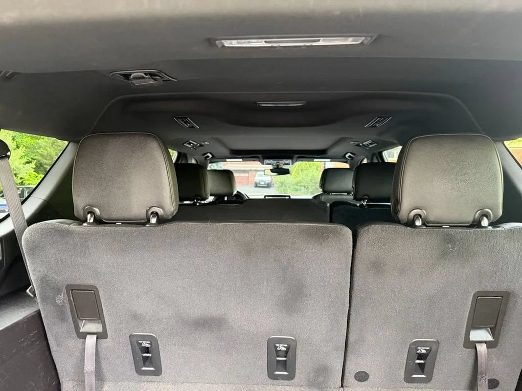 Used 2021 Chevrolet Suburban RST RWD image 7