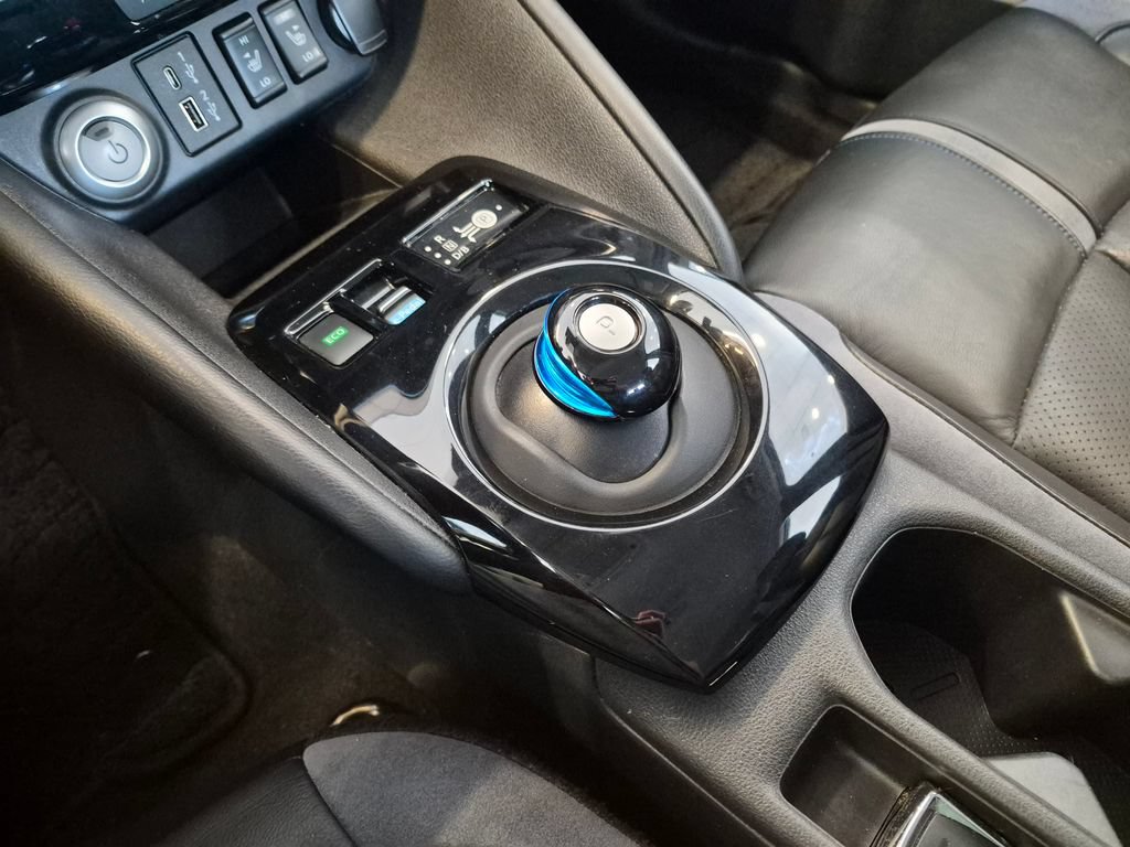 Used 2021 Nissan Leaf SL Plus FWD image 23