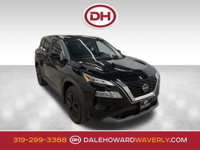 Used 2023 Nissan Rogue SV image 1