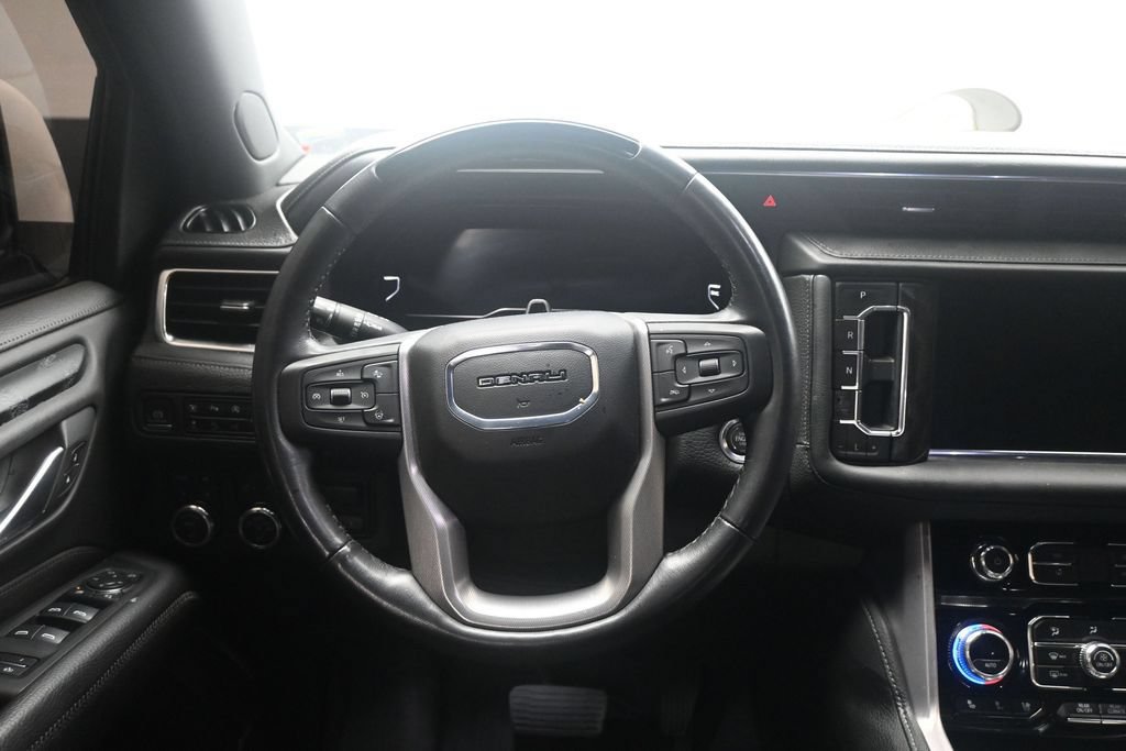 Used 2024 GMC Yukon Denali w/ Denali Reserve Package AWD/4WD image 25