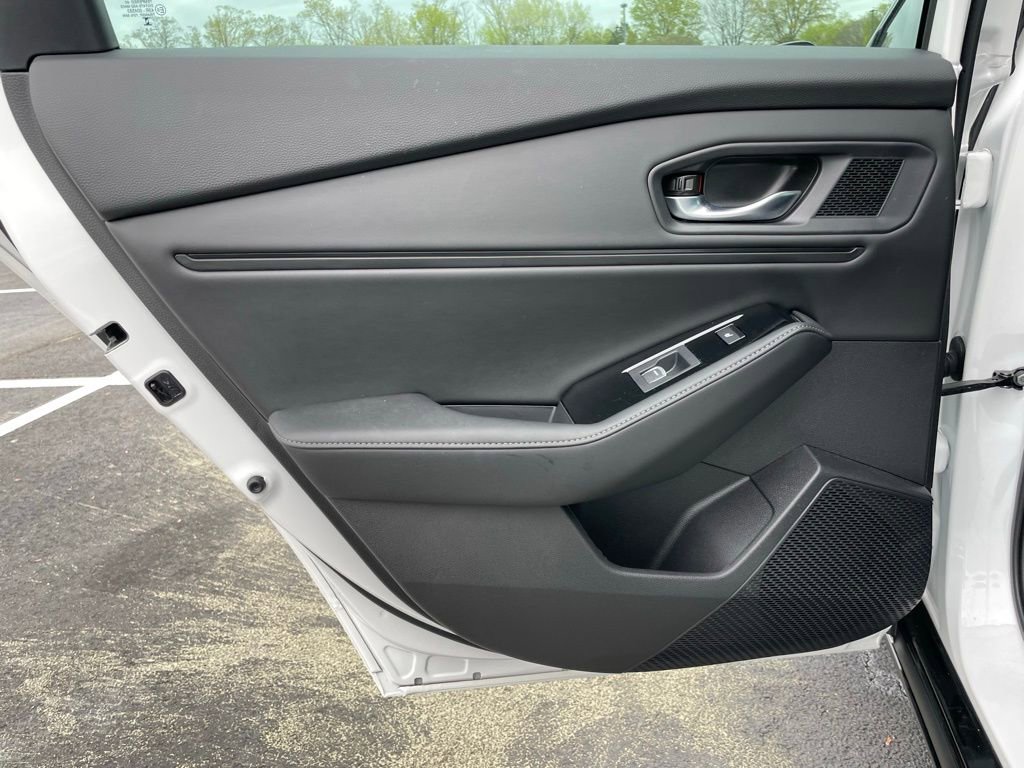 Certified 2025 Honda Accord Touring image 39