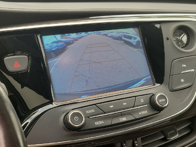 Used 2020 Buick Envision Essence FWD image 17