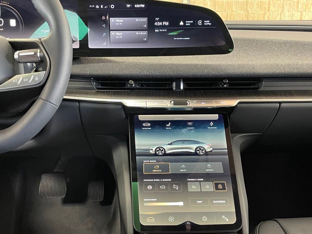 Used 2025 Lucid Air Touring AWD/4WD image 30