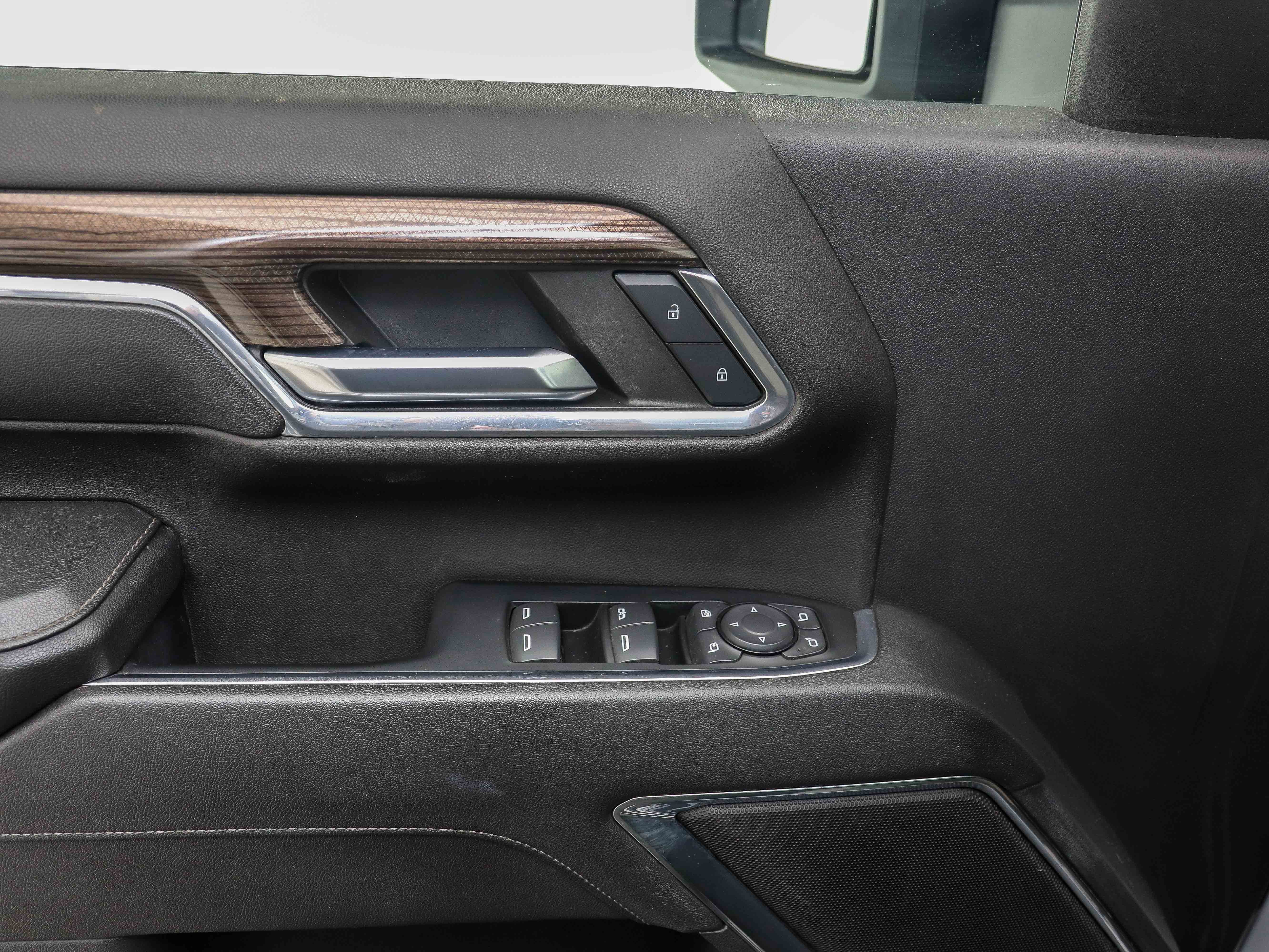 Used 2024 Chevrolet Silverado 2500 LT w/ Convenience Package image 26