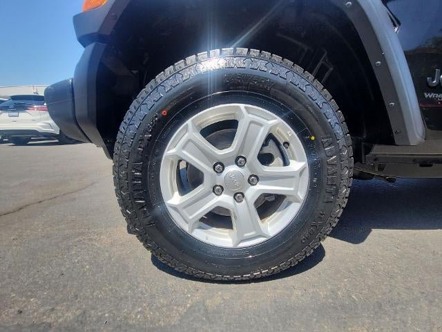 Used 2022 Jeep Wrangler Unlimited Sport AWD/4WD image 31