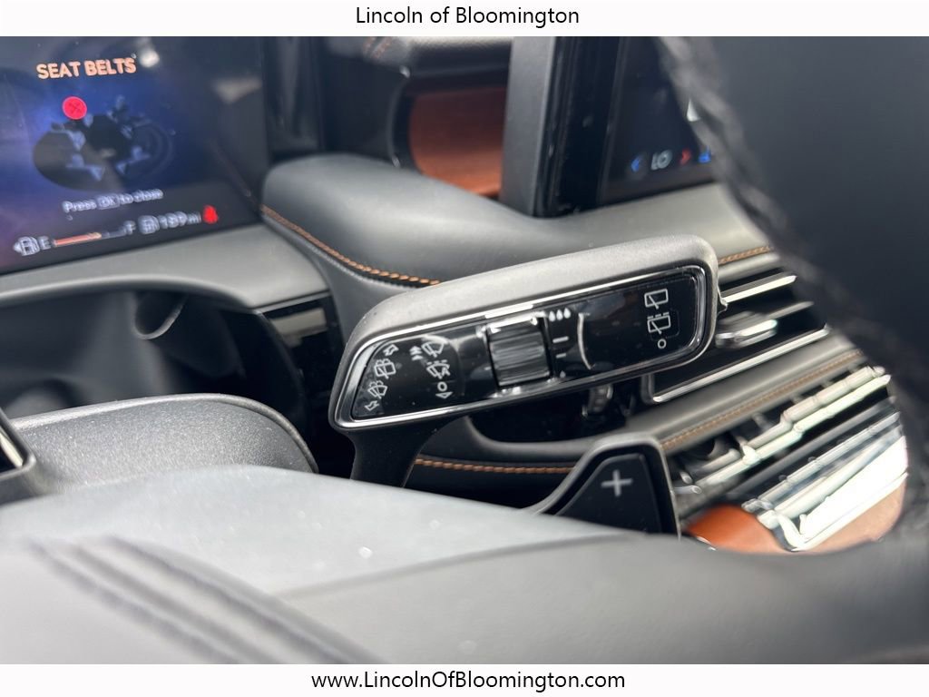 New 2025 Lincoln Aviator Black Label image 28