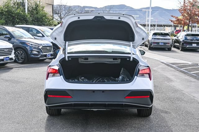 Certified 2026 Hyundai Elantra Sport FWD image 9