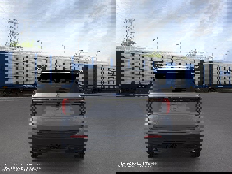 New 2026 Ford Explorer Active image 6