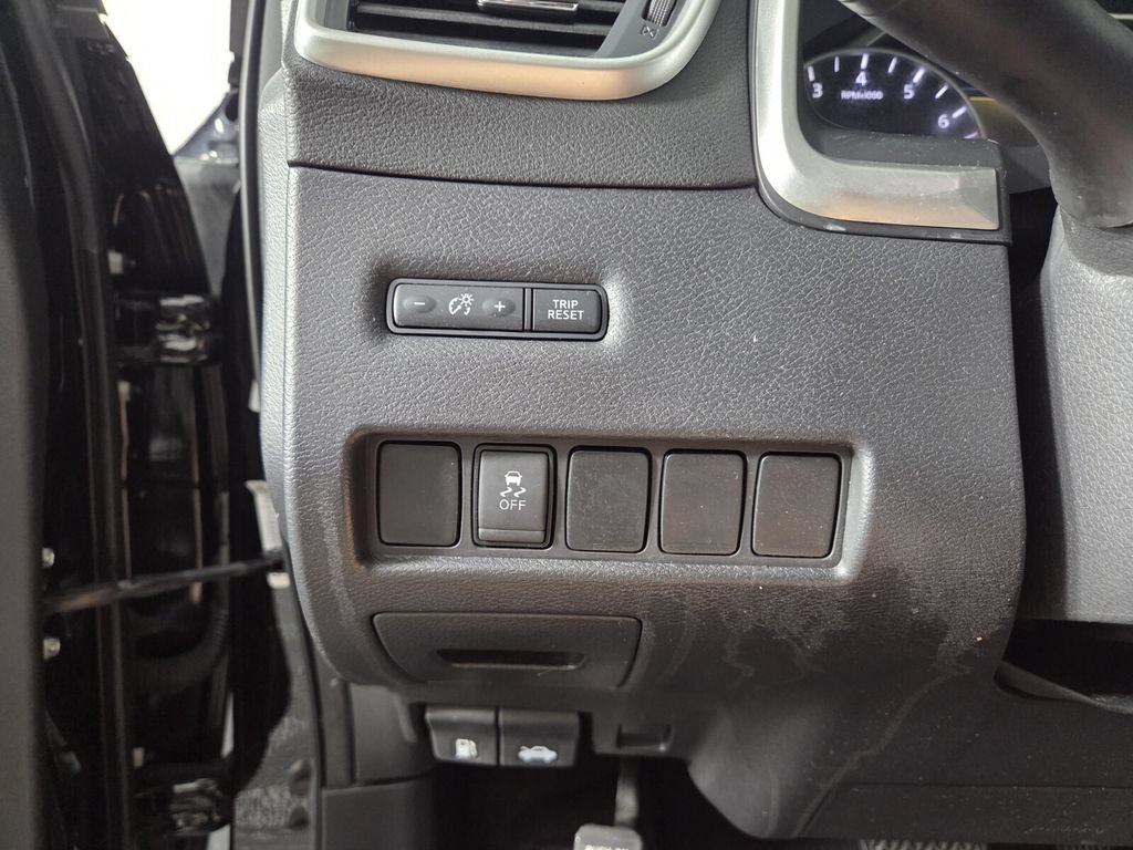 Used 2018 Nissan Murano S w/ Cargo Package FWD image 22