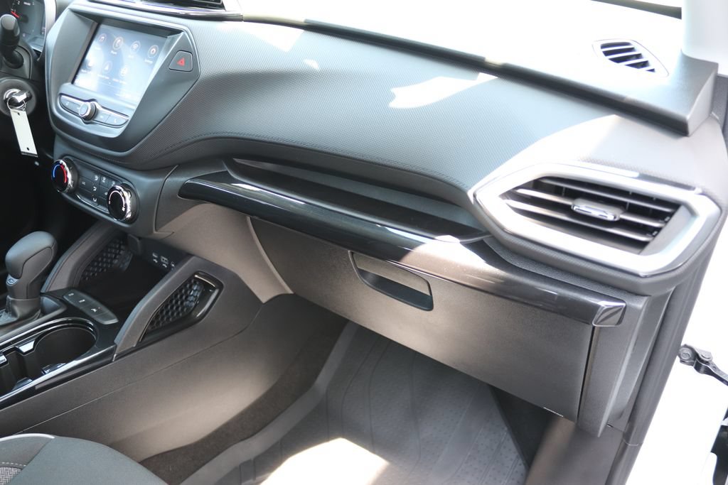 Used 2022 Chevrolet TrailBlazer LS FWD image 19
