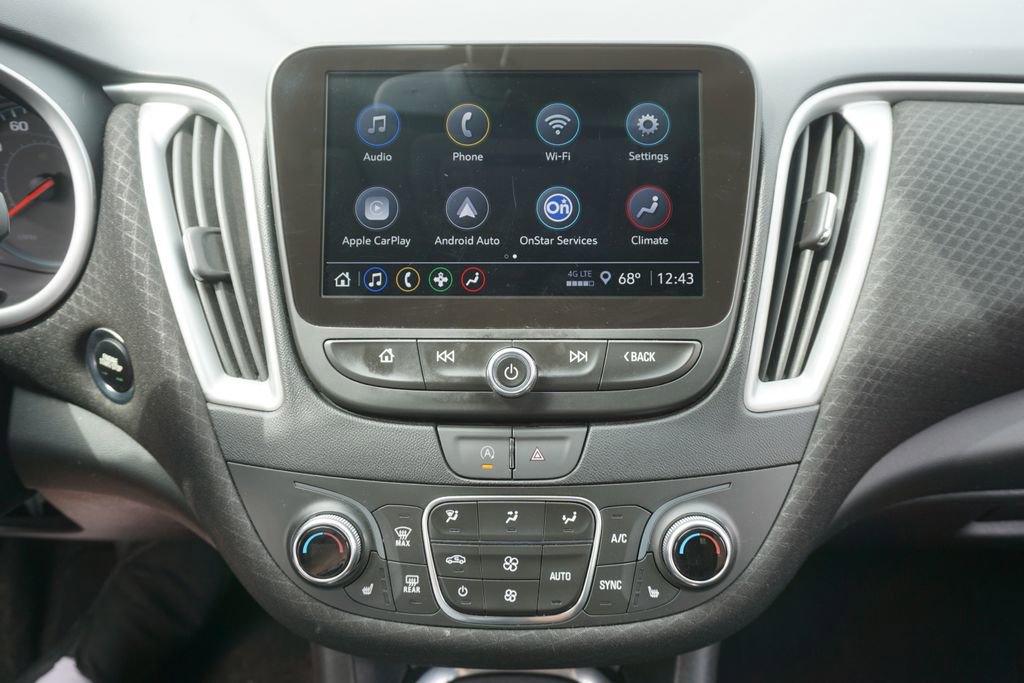 Used 2023 Chevrolet Malibu LT w/ Driver Confidence Package FWD image 10