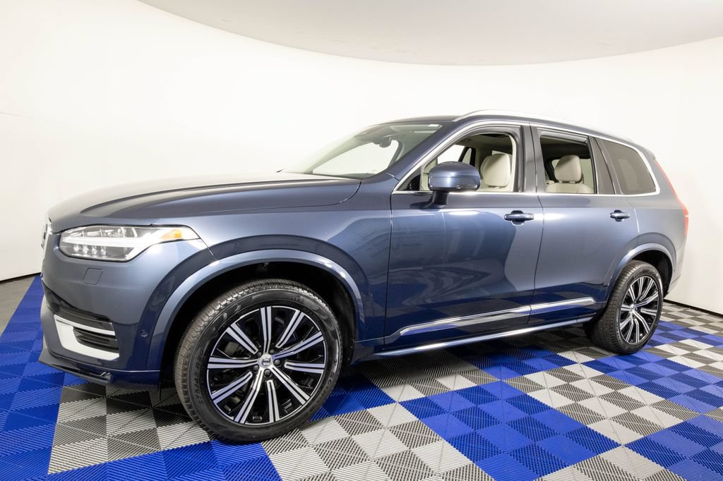 Used 2024 Volvo XC90 B5 Plus w/ Protection Package Premier AWD/4WD image 2