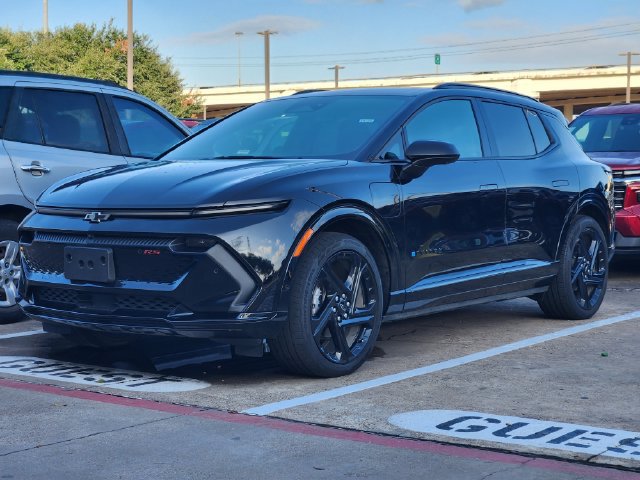 Used 2024 Chevrolet Equinox EV RS FWD image 3