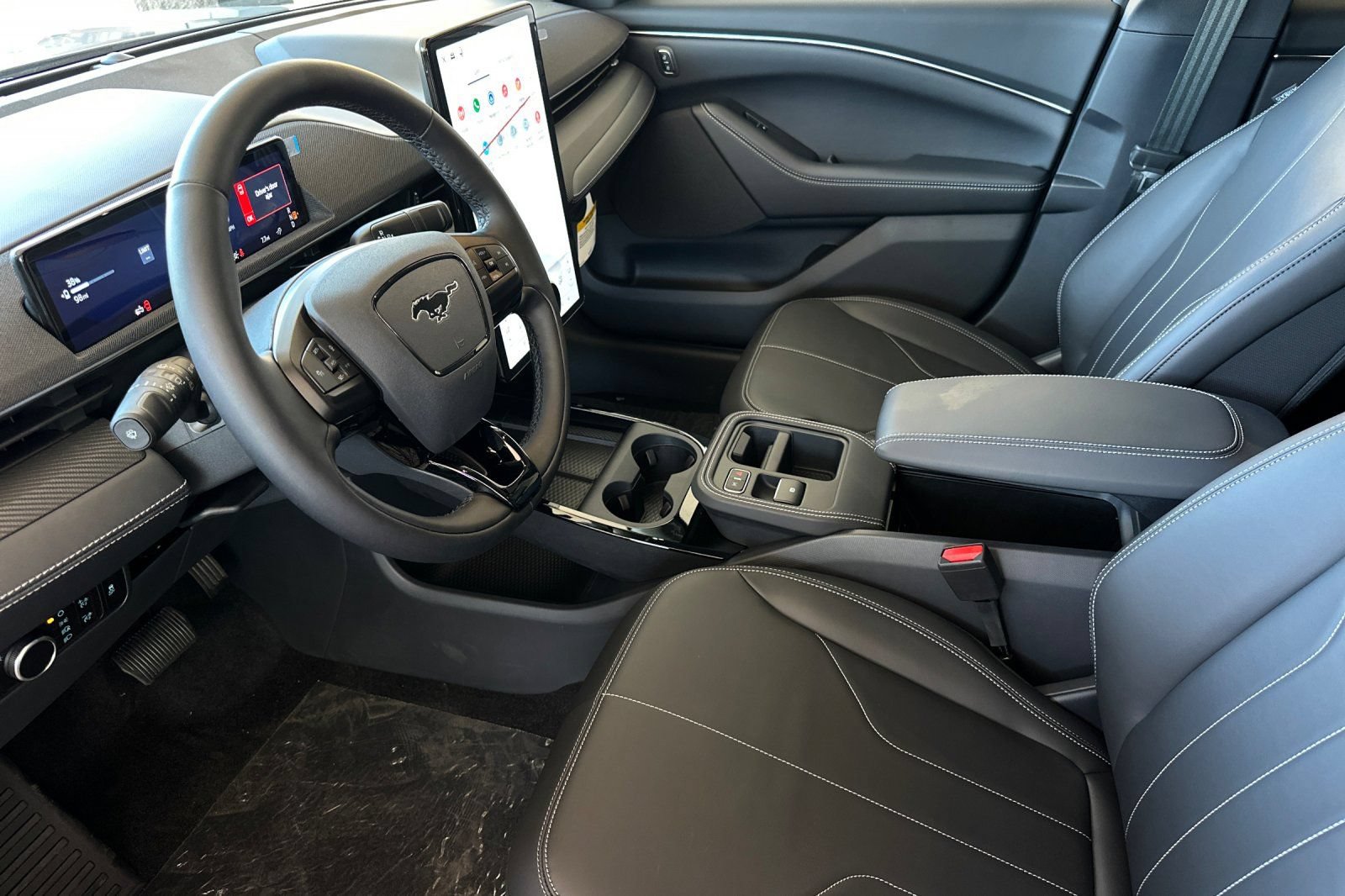 New 2026 Ford Mustang Mach-E Select w/ Interior Protection Package RWD image 9