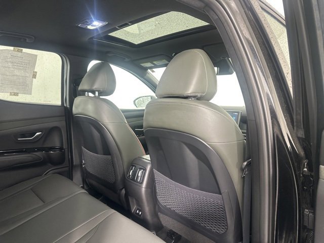 Used 2025 Hyundai Santa Cruz Limited image 15