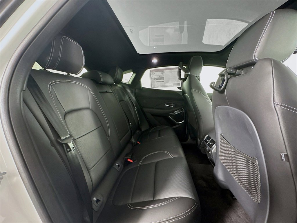 New 2024 Jaguar E-PACE R-Dynamic SE image 27