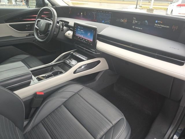 Certified 2024 Lincoln Nautilus Reserve w/ Equipment Group 202A image 27