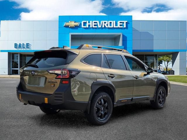 Used 2025 Subaru Outback Wilderness AWD/4WD image 3