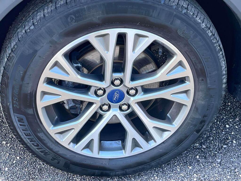 Used 2022 Ford Escape SEL AWD/4WD image 15