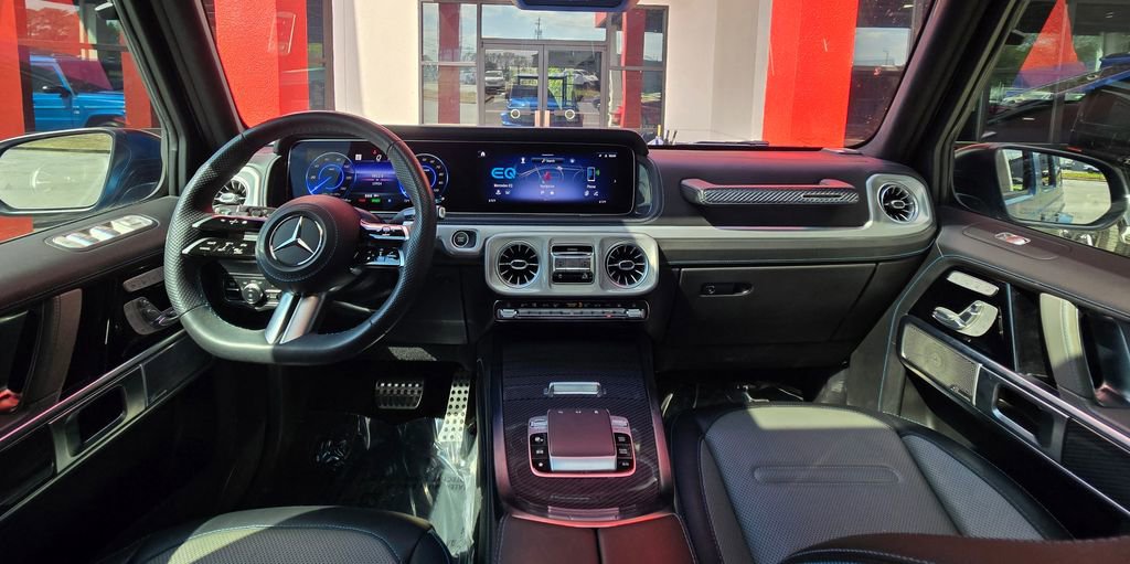 Used 2025 Mercedes-Benz G 580 w/ EQ Technology image 25