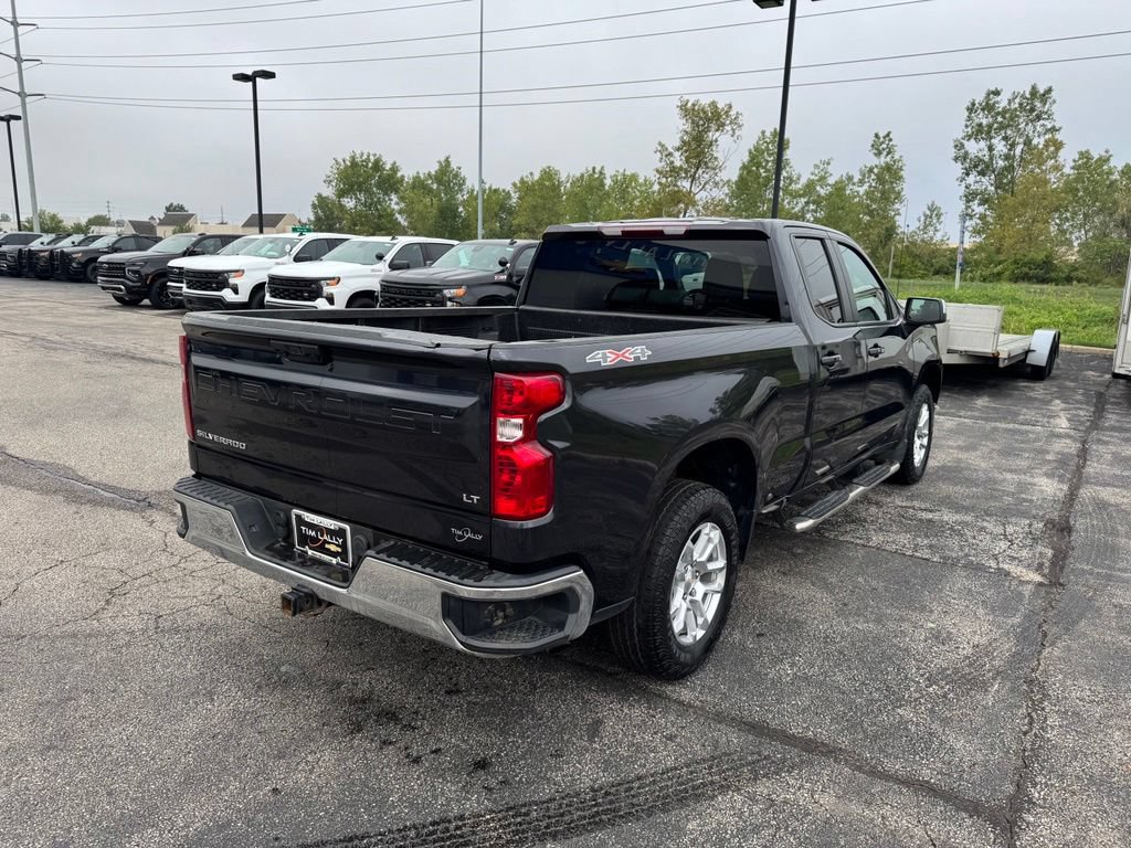 Used 2024 Chevrolet Silverado 1500 LT AWD/4WD image 7
