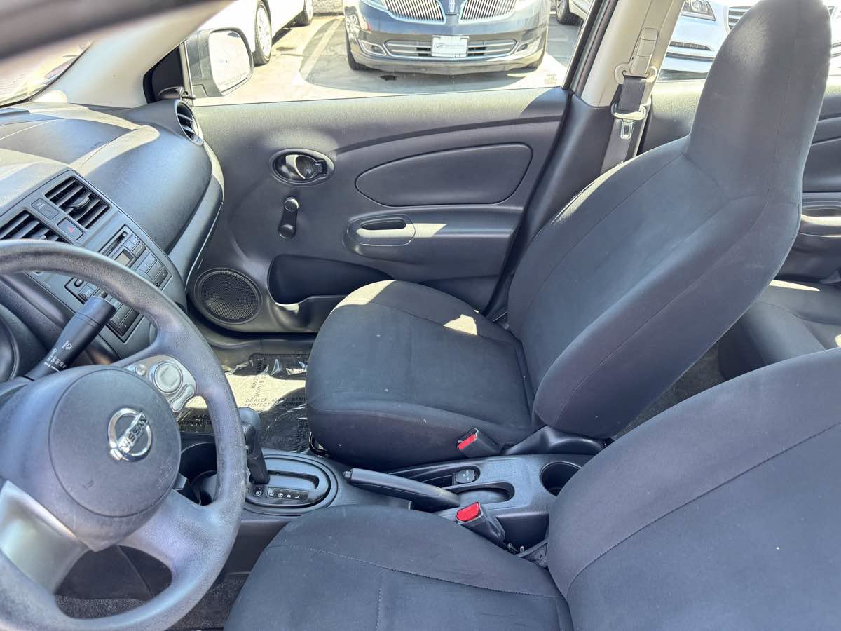 Used 2014 Nissan Versa S Plus FWD image 34