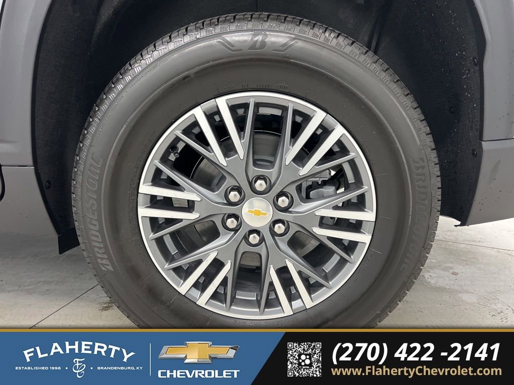 New 2026 Chevrolet Traverse LT w/ Driver Confidence Package image 18