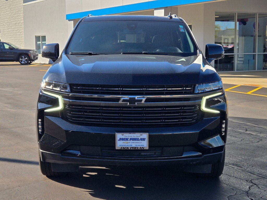 Certified 2021 Chevrolet Suburban RST w/ Luxury Package AWD/4WD image 3