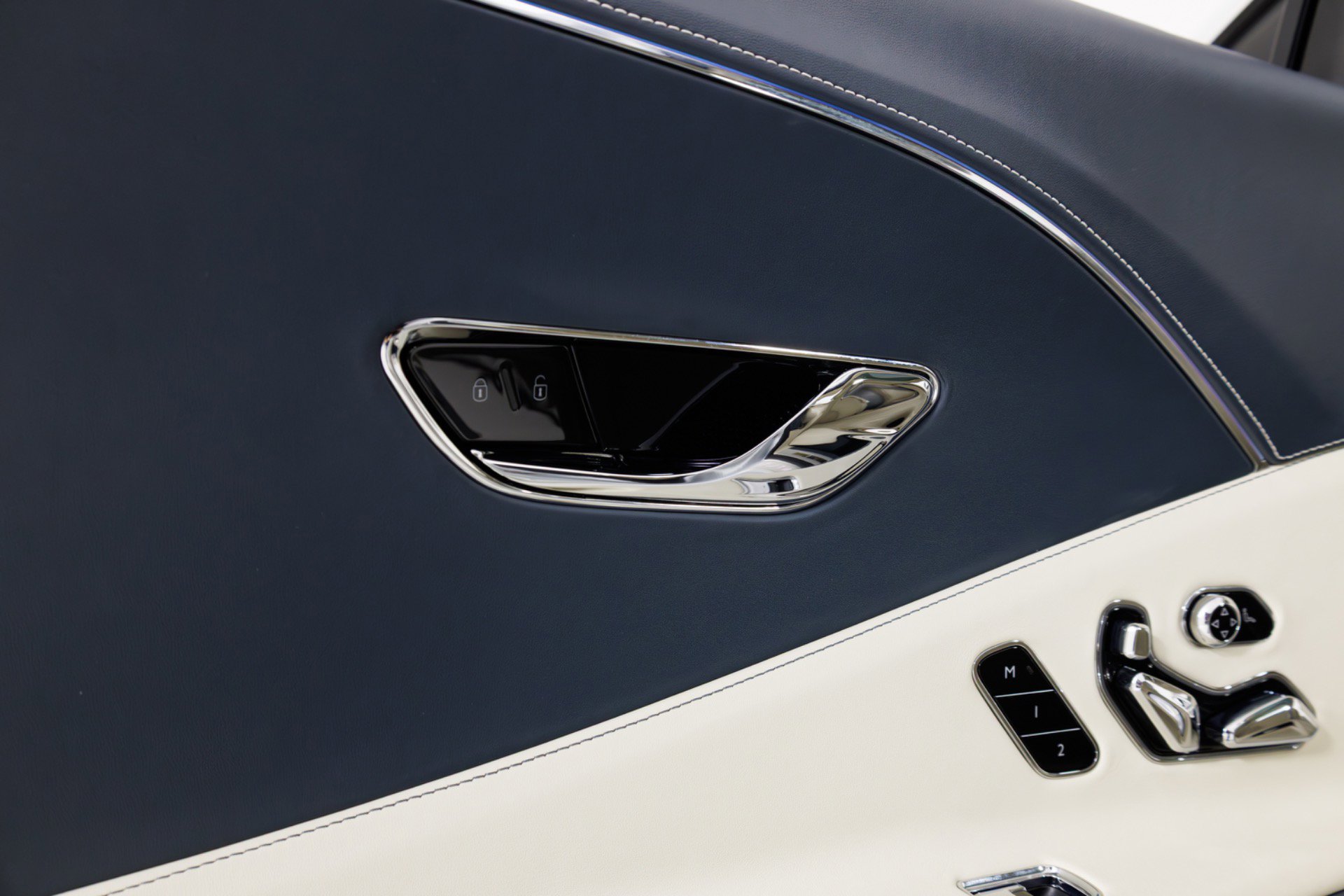 Used 2020 Bentley Flying Spur W12 AWD/4WD image 62