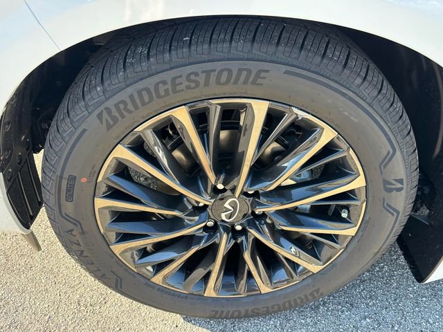 New 2026 INFINITI QX80 Autograph w/ Premium Cargo Package image 10